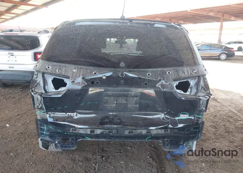 2019 Kia Sorento 2.4L Lx z USA, uszkodzony, nr VIN 5XYPG4A35KG512733